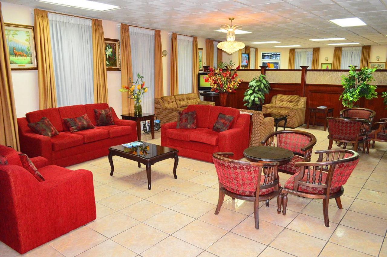 סן פדרו סולה Hotel Ejecutivo מראה חיצוני תמונה